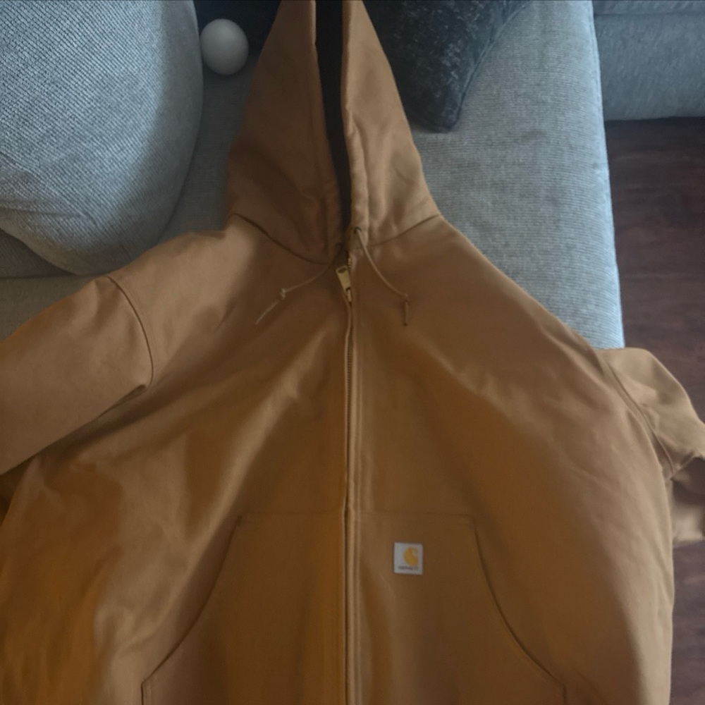 Carhart jacket! 3xl but fits more like 2xl brand new with tags
